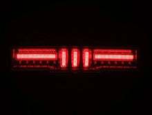 Cargar imagen en el visor de la galería, User 3