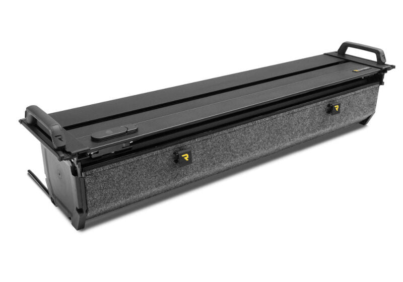 RealTruck 04-24 Nissan Titan CC 5.5ft Bed (w or w/o Utilitrack) RetraxPRO EZ-Off FRC-4000