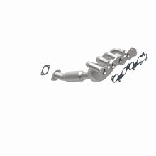 Cargar imagen en el visor de la galería, MagnaFlow Conv DF 05-06 Ford Focus 2.0L