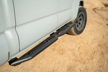 Cargar imagen en el visor de la galería, DV8 Offroad 16-23 Toyota Tacoma Crew Cab OE Plus Side Steps