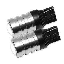 Cargar imagen en el visor de la galería, Oracle 18-21 Jeep Wrangler JL Reverse Light Bulb (Pair) - 6000K