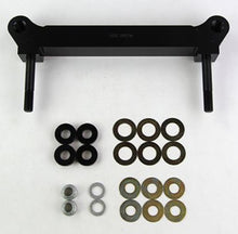 Cargar imagen en el visor de la galería, Wilwood Caliper Mounting Kit w/Bracket TC Caliper GM 2500 Front