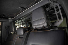 Cargar imagen en el visor de la galería, DV8 Offroad 2021-2024 Ford Bronco Dog Barrier