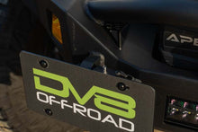 Cargar imagen en el visor de la galería, DV8 Offroad Universal Quick Release D-Ring License Plate Mount