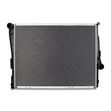 Cargar imagen en el visor de la galería, Mishimoto BMW E46 3-Series Replacement Radiator 1999-2006