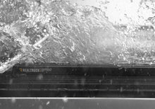 Cargar imagen en el visor de la galería, Retrax 24-25 Chevy/GMC Silverado/Sierra EV 6ft Bed without Midgate RetraxPRO XR
