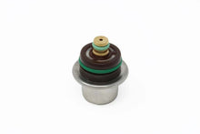 Load image into Gallery viewer, Aeromotive VaporWorx Fuel Pressure Regulator for Gen 5/6 LS3 Fuel Module - 4 Bar/60 PSI