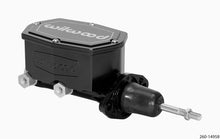 Cargar imagen en el visor de la galería, Wilwood Compact Tandem Master Cylinder - 15/16in Bore - w/Pushrod (Black)