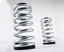 Cargar imagen en el visor de la galería, Belltech PRO COIL SPRING SET 88-96 GM C3500 All 1-2inch