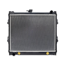 Cargar imagen en el visor de la galería, Mishimoto Toyota 4Runner Replacement Radiator 1984-1991