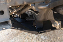 Cargar imagen en el visor de la galería, DV8 Offroad 16-23 Toyota Tacoma Front Skid Plate
