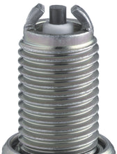 Cargar imagen en el visor de la galería, NGK Standard Spark Plug Box of 10 (JR9C)