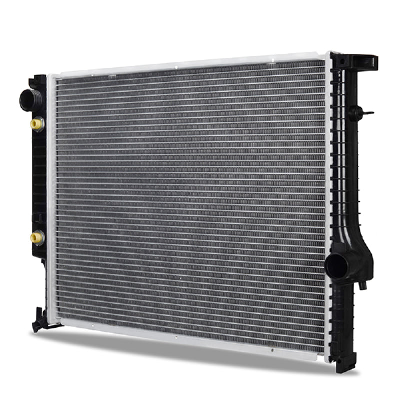 Mishimoto BMW E36 3-Series Replacement Radiator 1992-1999