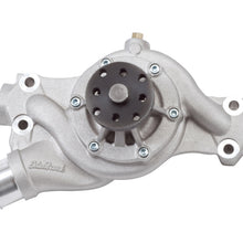 Cargar imagen en el visor de la galería, Edelbrock Water Pump Victor Pro Series Chevrolet 1955-95 262-400 CI V8 Engines Standard Length