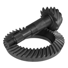 Cargar imagen en el visor de la galería, Yukon Gear Ring &amp; Pinion Install Kit For 8.6in. GM Rear 4.56 Ratio w/Axle Bearings + Seal