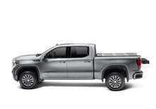 Cargar imagen en el visor de la galería, BAK 19-20 Chevy Silverado 6ft 6in Bed 1500 (New Body Style) BAKFlip F1