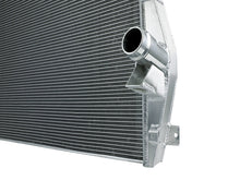 Cargar imagen en el visor de la galería, aFe 11-16 Ford F250/F350 Super Duty Power-Stroke V8 6.7L (td) BladeRunner Street Series Radiator