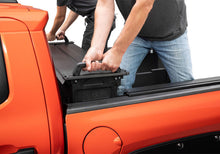 Load image into Gallery viewer, Retrax 21-26 Ford F-150 SuperCrew/SuperCab/Reg Cab 6.5ft Bed RetraxPRO EZ-Off FRC-4000