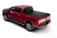 Cargar imagen en el visor de la galería, UnderCover 16-20 Nissan Titan 6.5ft SE Bed Cover - Black Textured
