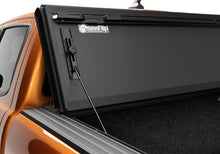 Cargar imagen en el visor de la galería, BAK 2024 Ford Ranger BAKFlip MX4 5ft Bed - Hard Folding