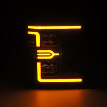 Cargar imagen en el visor de la galería, User 4