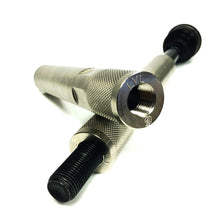 Cargar imagen en el visor de la galería, Fleece Performance 11+ GM Duramax 6.6L 2500-3500HD Pickups Tie Rod Sleeves