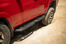 Cargar imagen en el visor de la galería, DV8 Offroad 2010-2024 Toyota 4Runner OE Plus Side Steps