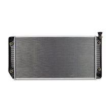 Cargar imagen en el visor de la galería, Mishimoto Cadillac Escalade Replacement Radiator 1999-2000