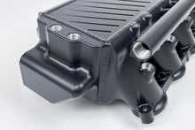 Cargar imagen en el visor de la galería, CSF BMW Gen 1 B58 Charge-Air-Cooler Manifold - Black