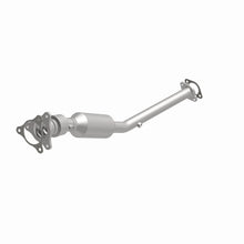 Cargar imagen en el visor de la galería, MagnaFlow Catalytic Conv Direct Fit OEM Grade 05-07 Saturn Ion 3 L4 2.2L