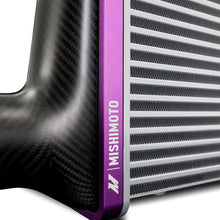 Cargar imagen en el visor de la galería, Mishimoto Universal Carbon Fiber Intercooler - Matte Tanks - 525mm Silver Core - S-Flow - G V-Band