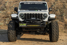 Cargar imagen en el visor de la galería, DV8 Offroad Universal Quick Release D-Ring License Plate Mount