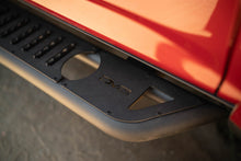 Cargar imagen en el visor de la galería, DV8 Offroad 2010-2024 Toyota 4Runner OE Plus Side Steps