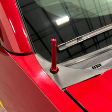 Cargar imagen en el visor de la galería, Wehrli 07.5-19 Chevrolet 6.6L Duramax Billet TIG Torch Stubby Antenna - Raw Aluminum