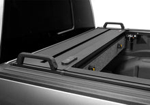 Cargar imagen en el visor de la galería, RealTruck 19-26 RAM 1500 5.7ft Bed w/RAMBOX (w or w/o MultiFunc Tailgate) RetraxPRO EZ-Off FRC-4000