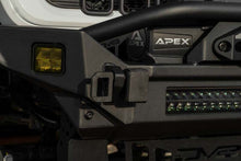 Cargar imagen en el visor de la galería, DV8 Offroad Universal Quick Release D-Ring License Plate Mount