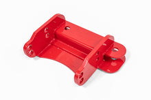 Cargar imagen en el visor de la galería, BMR 82-02 3rd Gen F-Body Replacement Torque Arm Bracket (For XTA001) - Red
