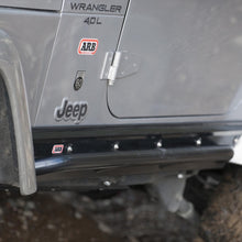 Cargar imagen en el visor de la galería, ARB Deluxe Rock Rails Rocker Guards Tj Swb All