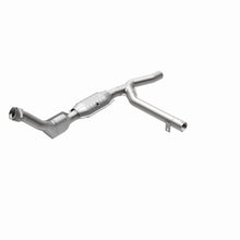 Cargar imagen en el visor de la galería, MagnaFlow Conv DF 01 Ford Trucks 4.6L