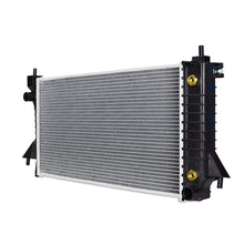 Cargar imagen en el visor de la galería, Mishimoto Ford Taurus Replacement Radiator 1996-2007