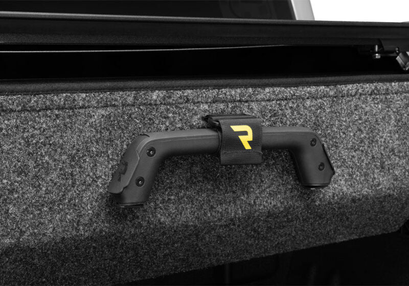 RealTruck 19-26 RAM 1500 5.7ft Bed w/RAMBOX (w or w/o MultiFunc Tailgate) RetraxPRO EZ-Off FRC-4000