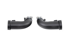 Cargar imagen en el visor de la galería, Corsa 24-25 Ford Mustang GT 5.0L Carbon Fiber Air Intake Ducts - Matte