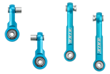 Cargar imagen en el visor de la galería, King Shocks 2022+ Land Cruiser 300 Front &amp; Rear Sway Bar Link Kit