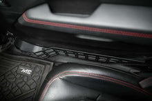 Cargar imagen en el visor de la galería, DV8 Offroad 18-20 Jeep Wrangler (JL)/Gladiator (JT) Front Door Pocket Molle Panels