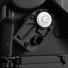Cargar imagen en el visor de la galería, User 7