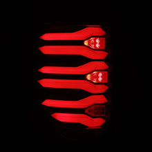 Cargar imagen en el visor de la galería, User 7