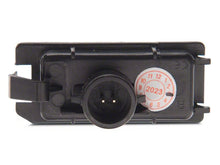 Cargar imagen en el visor de la galería, Raxiom 14-20 Jeep Grand Cherokee WK2 Axial Series LED License Plate Lamps