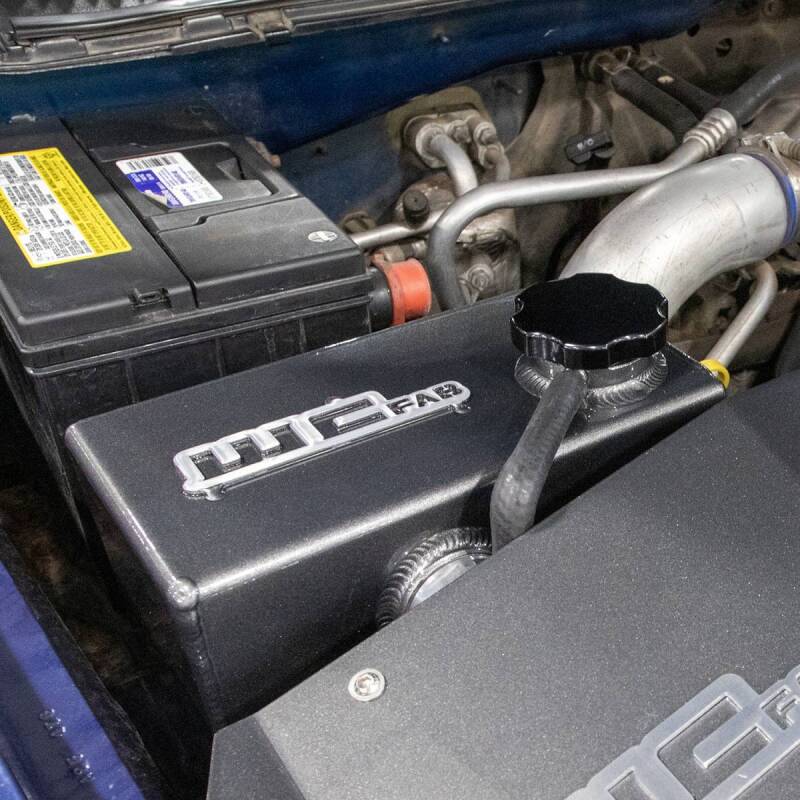 Wehrli 01-07 Chevrolet 6.6L LB7/LLY/LBZ Duramax OEM Placement Coolant Tank Kit - Gloss White
