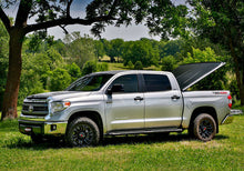 Cargar imagen en el visor de la galería, UnderCover 16-20 Toyota Tacoma 5ft SE Bed Cover - Black Textured (Req Factory Deck Rails)