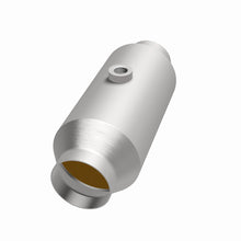 Cargar imagen en el visor de la galería, Magnaflow California Grade Universal Catalytic Converter - 2in ID / 2in OD / 11.375in L